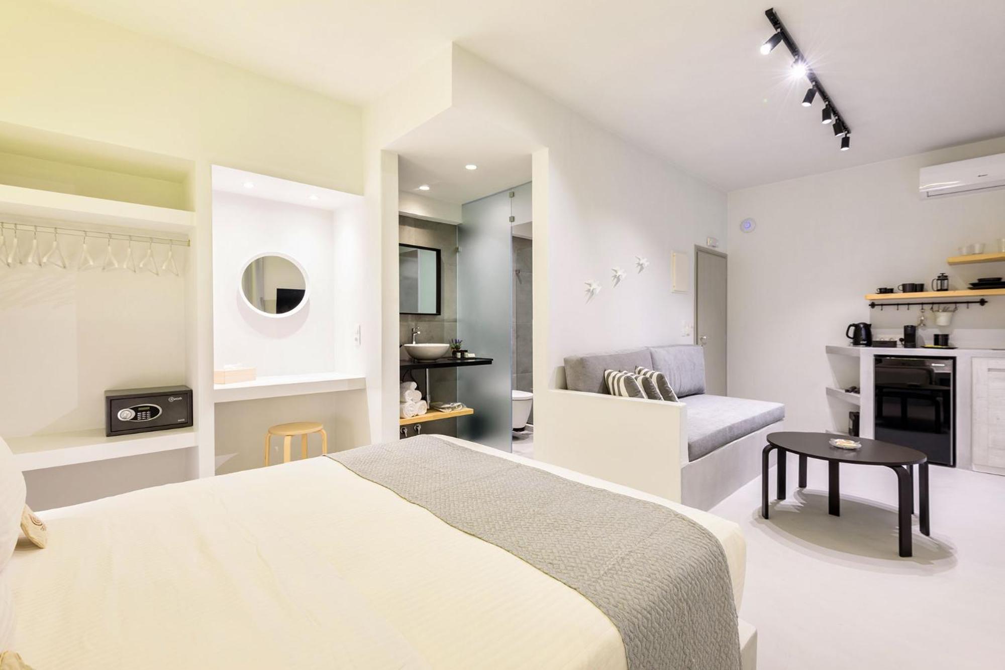 Peven Suites Naousa  Bagian luar foto